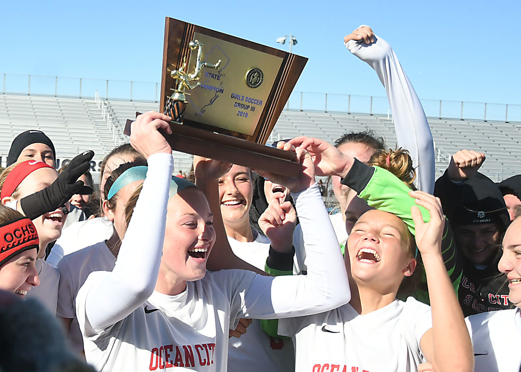 111719_spt_ocgirlssoccer00123677